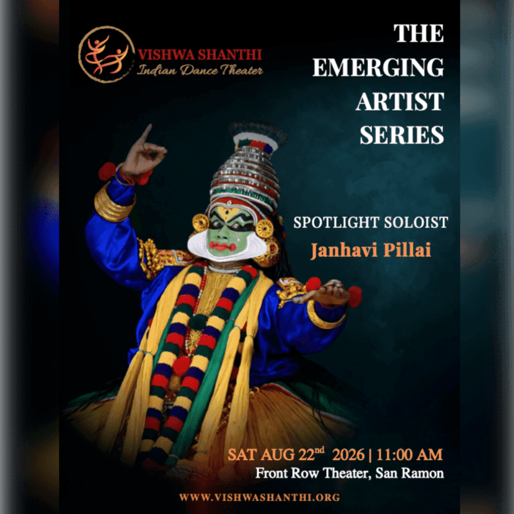 Photo of the lead dancer holding a classic Kathakali pose